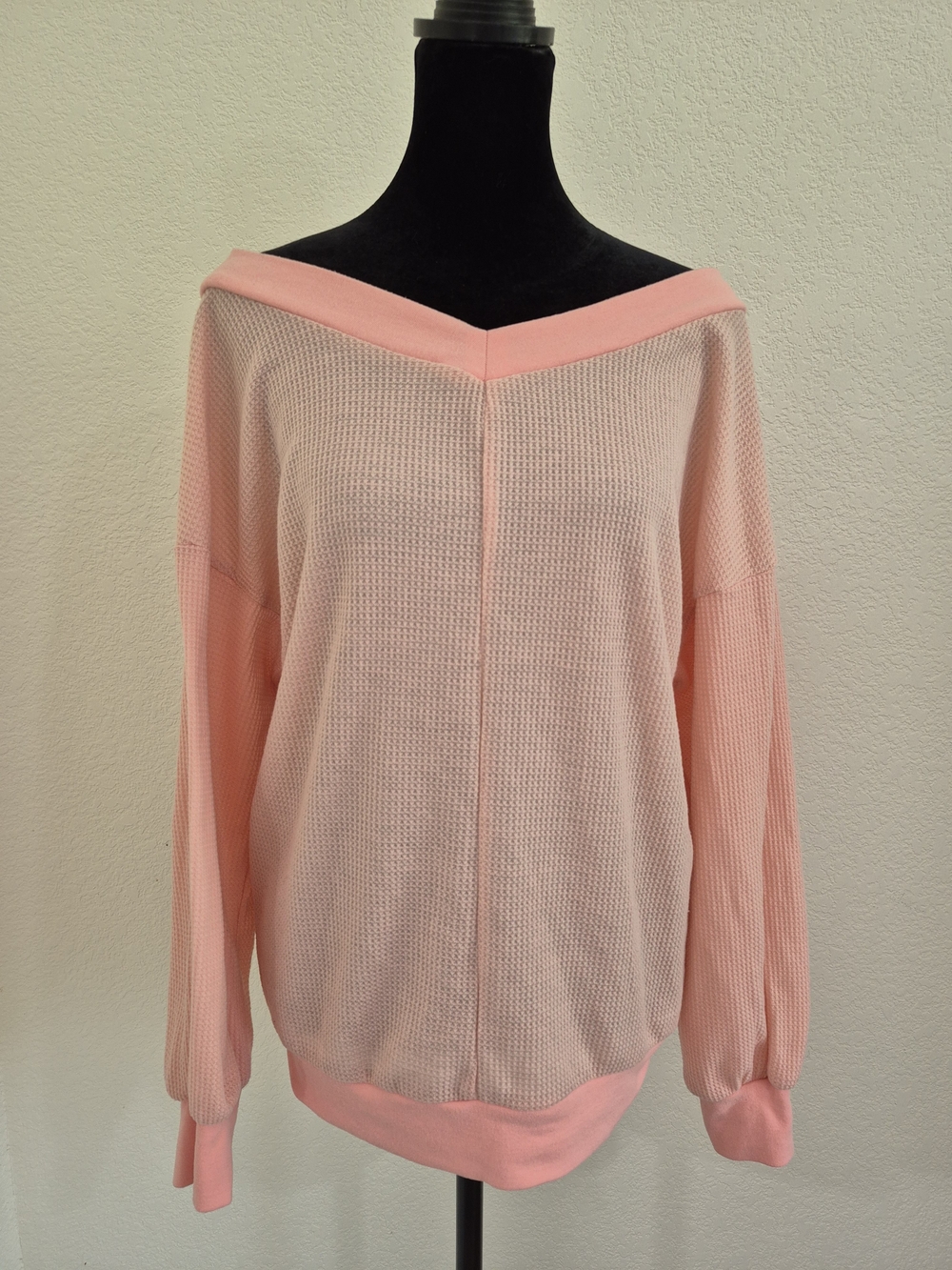 Off-Shoulder Lightweight Knit Sweater - Pink